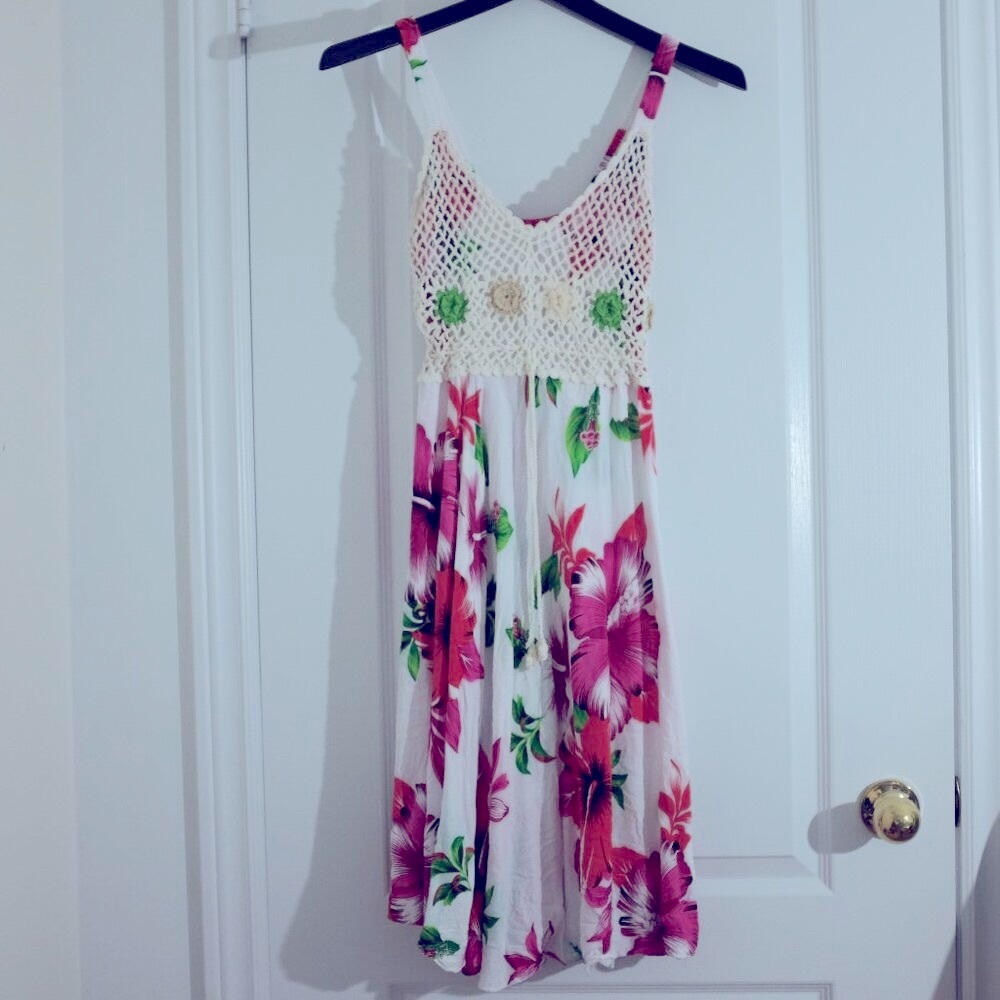 Tropical Hawaiian floral Sleeveless Dress Crochet Bodice free size
